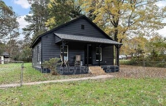 Building Photo - 617 Orange Heights Loop Rd