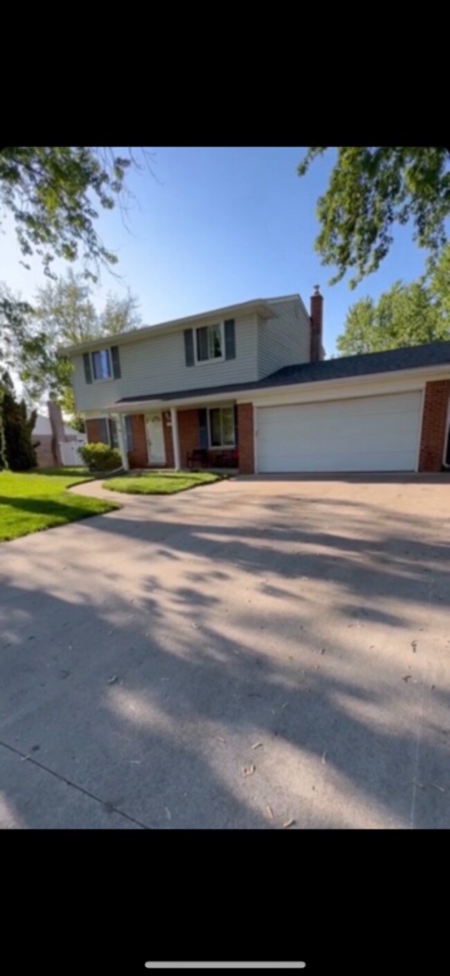 Photo - 23675 Maude Lea St House