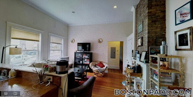 Building Photo - 358 Broadway