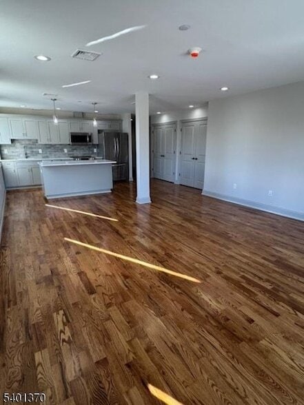 Building Photo - 248 US-46