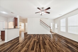 Building Photo - 5307 Espuela Ln