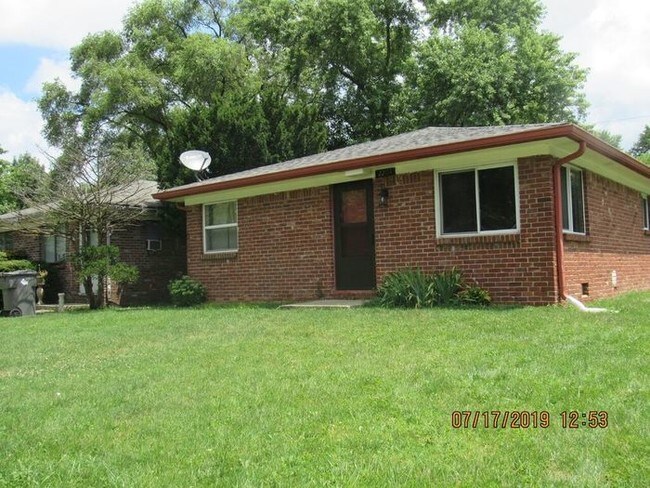 Building Photo - 2201 N Spencer Ave Indianapolis IN 46218