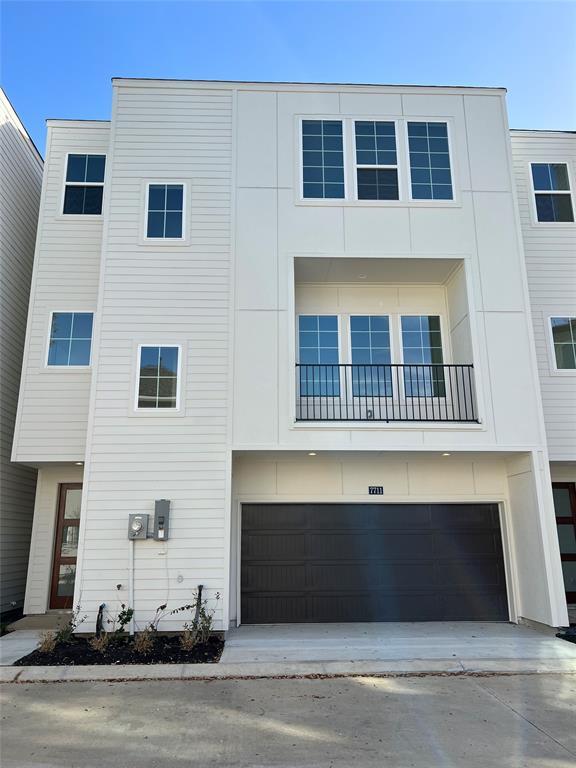 Foto principal - 7711 Westside Villas Ln