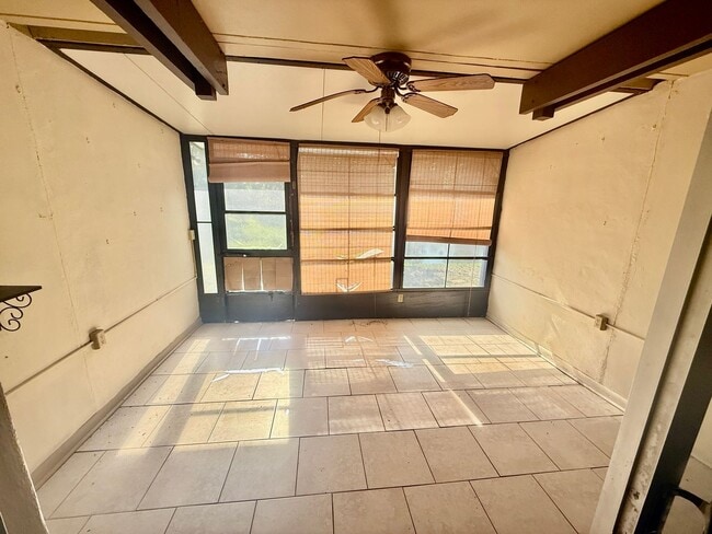 Building Photo - ROYAL OAK TOWNHOUSE