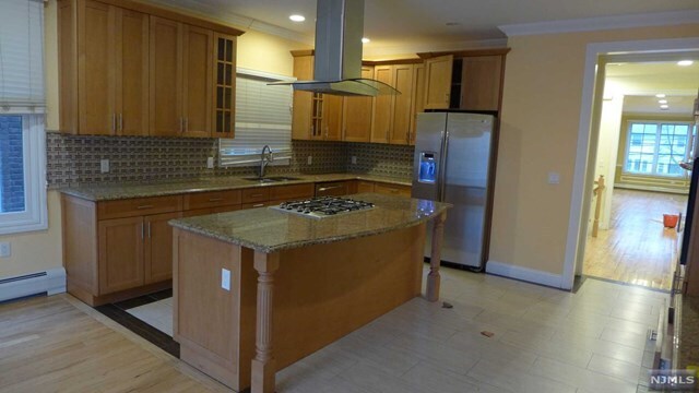 Foto del edificio - 48B W Homestead Ave