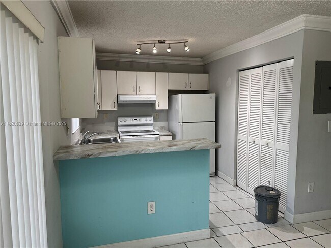 Building Photo - 15501 SW 133rd Pl