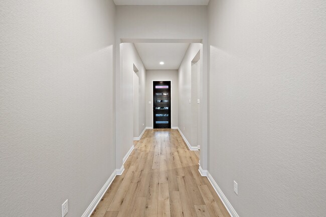 Foto del edificio - 4428 Mandalin St