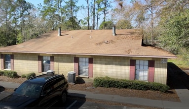 Building Photo - 5722 NW 25th Ter