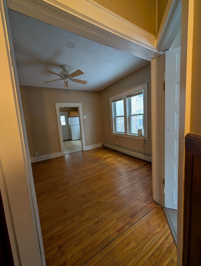 Foto del edificio - 612 7th St SE