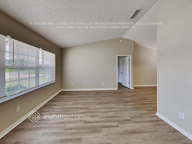 Building Photo - 1758 Van Allen Cir