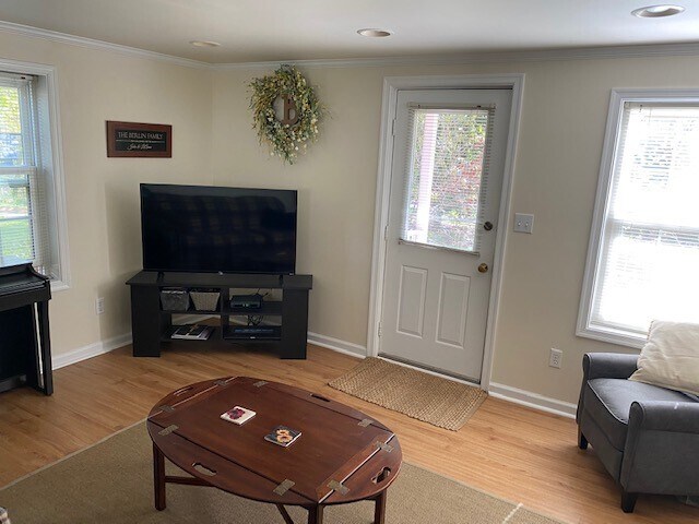 Foto del edificio - 1620 Rugby Ave