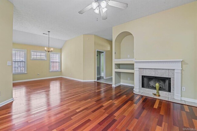 Foto del edificio - 8990 Stoneridge Pl