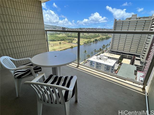 Building Photo - 445 Seaside Ave