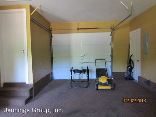 Building Photo - 290 Dorsa St