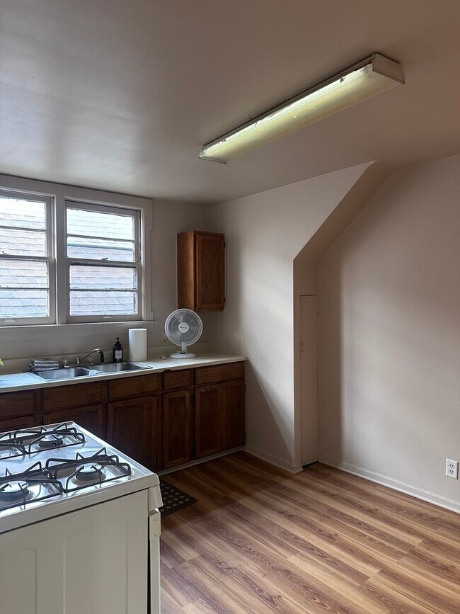 Foto del edificio - 101 E 23rd St