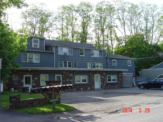 Primary Photo - 25 Miller Rd