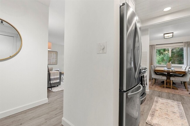 Foto del edificio - Modern 2BD/2BTH Condo for Lease Richmond V...