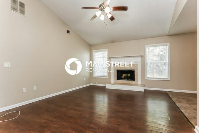 Photo - 3 Bedroom Pet-Friendly Home in Covington, ...