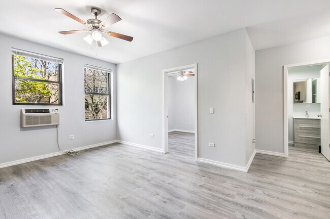 Foto del edificio - 4875 N Magnolia Ave