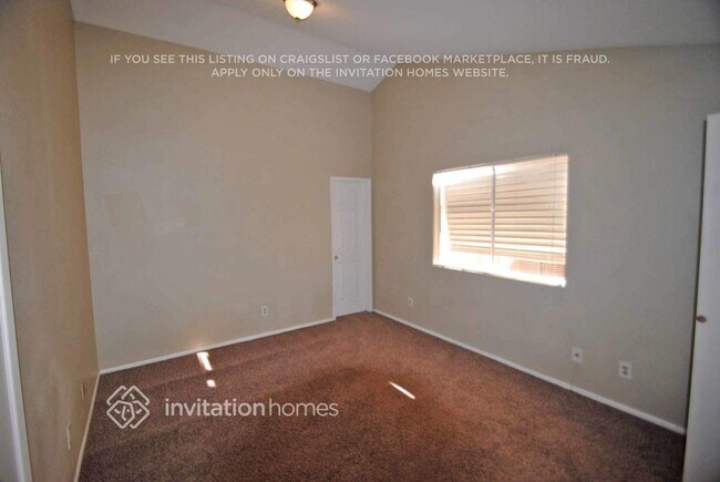 Foto del edificio - 5520 W Joan De Arc Ave