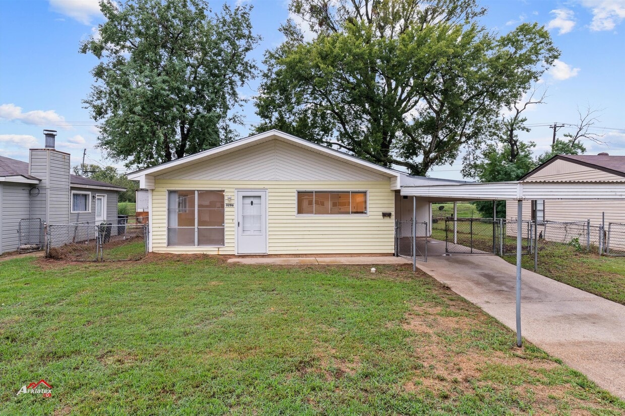3206 Rose Pl, Bossier City, LA 71112 House Rental in Bossier City, LA