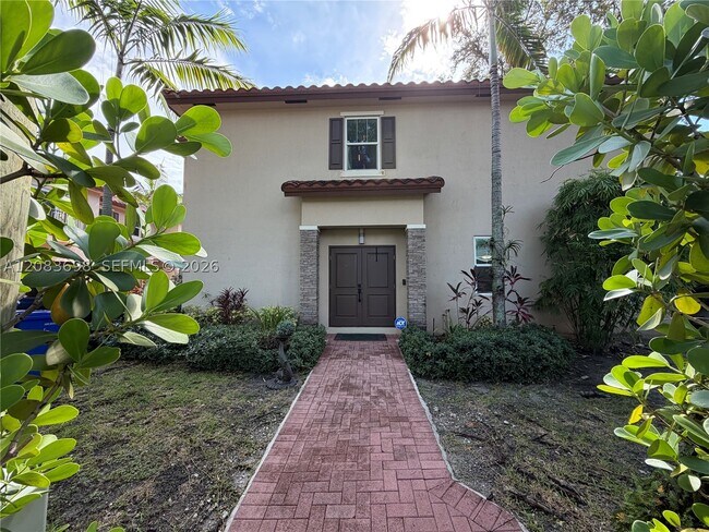 Foto del edificio - 2370 SW 18th Ave
