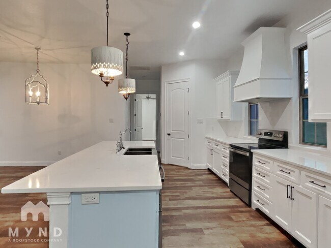 Foto del edificio - 1206 Comanche Cove Dr