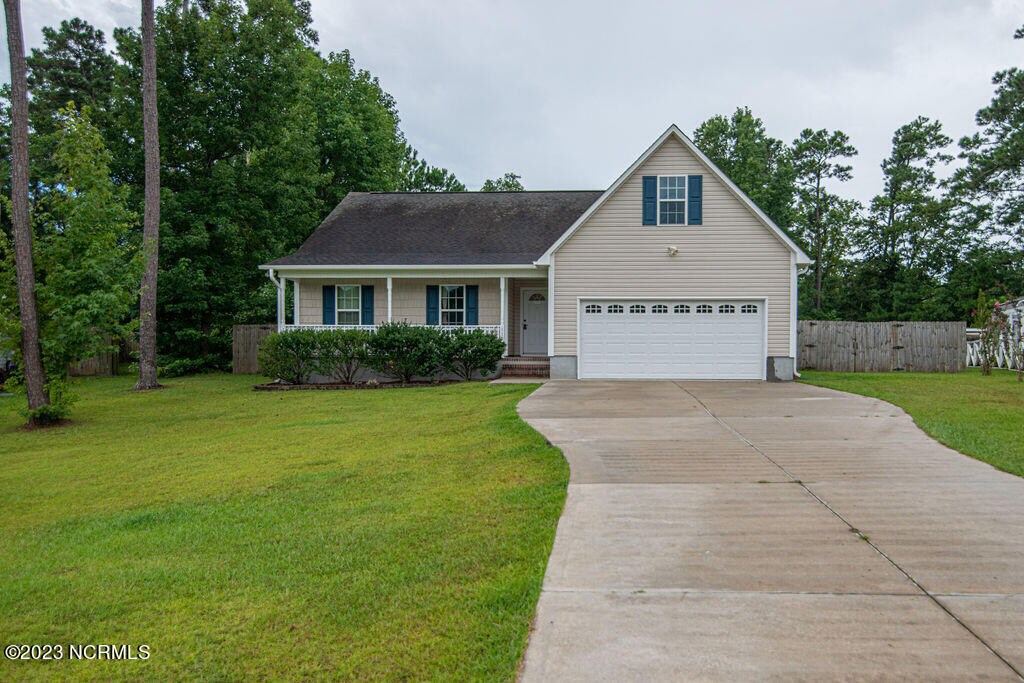 112 Emerald Cove Ct, Holly Ridge, NC 28445 House Rental in Holly