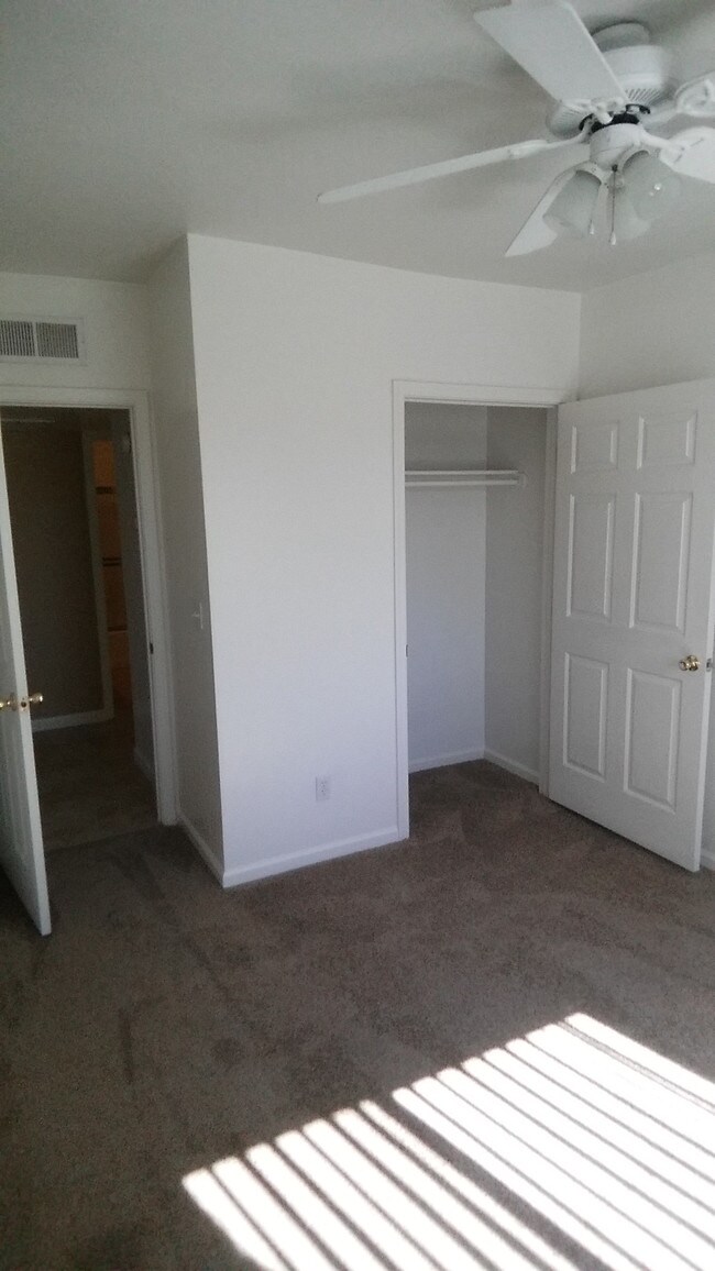 Seneca Terrace Rentals Tucson, AZ