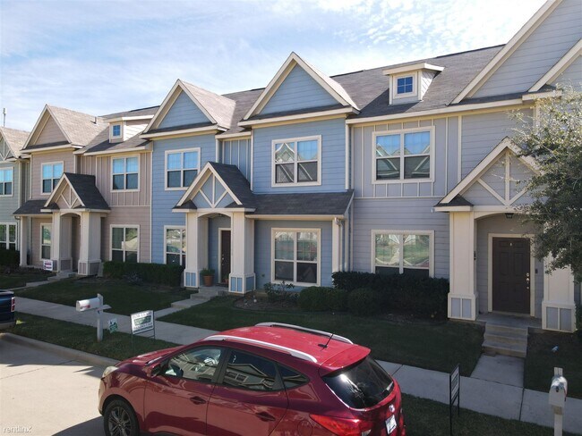 Foto del edificio - 4 br, 2.5 bath Duplex - Galante Townhomes ...