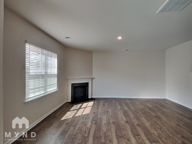 Foto del edificio - 127 Neill Estate Ln