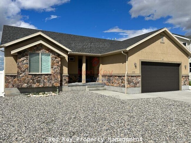 Foto del edificio - 2300 N Single Family Home