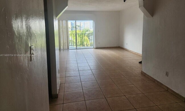 Foto del edificio - 5505 NW 7th St