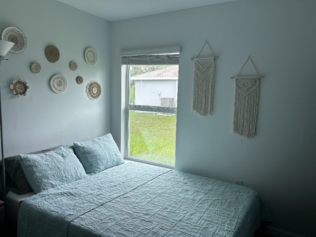 Building Photo - 21286 Quesada Ave