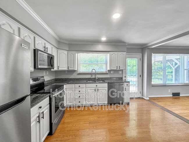 Foto del edificio - 9247 McKinney Rd