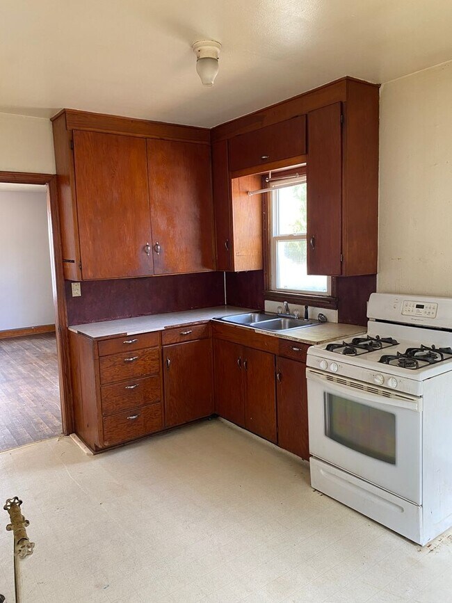 Building Photo - 1117 N 32nd St