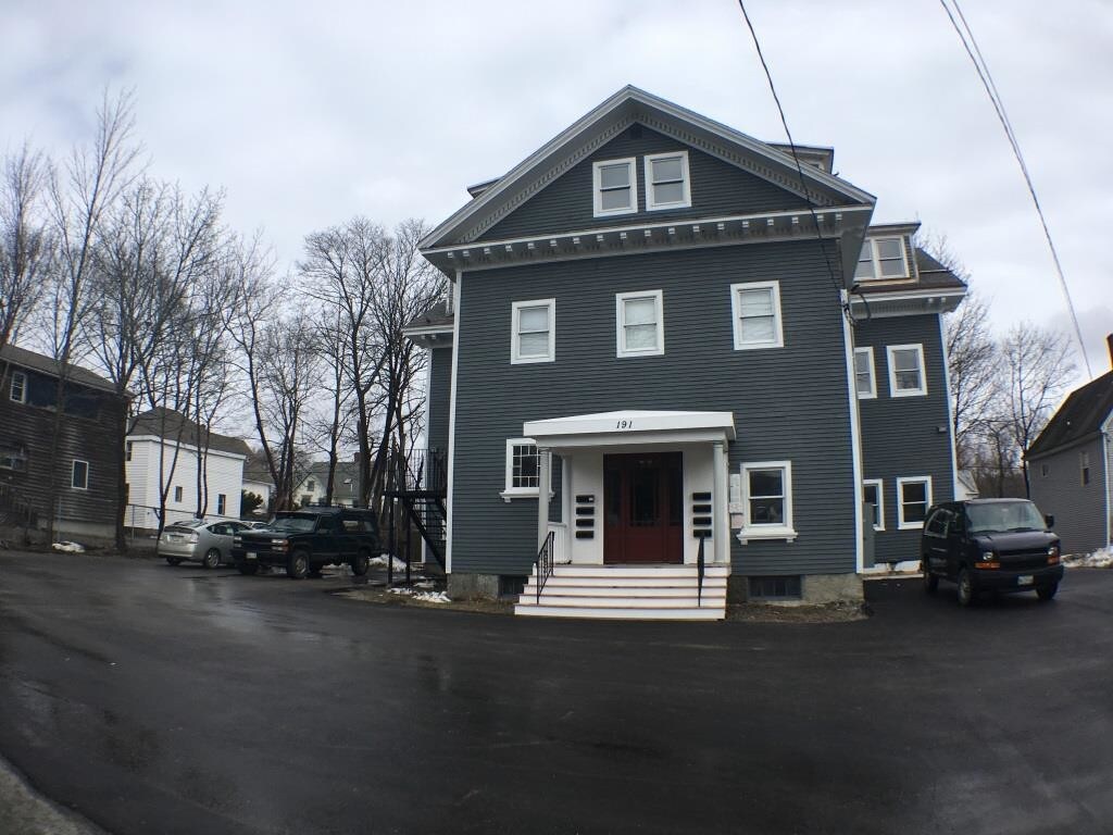 191 Center St, Bangor, ME 04401 Apartments in Bangor, ME