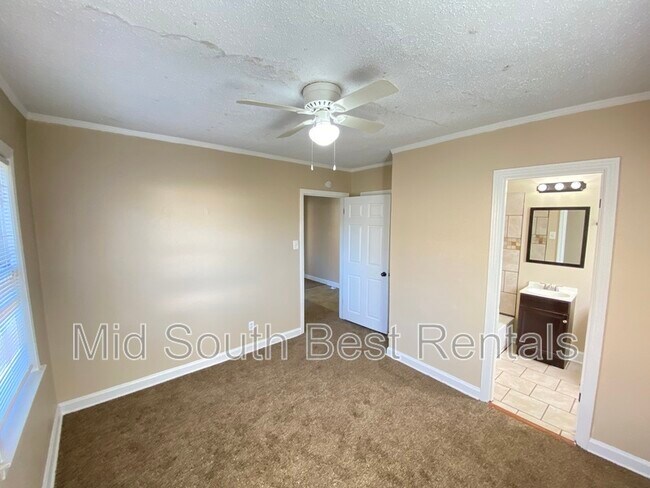 Building Photo - 1369 Kimball Cove
