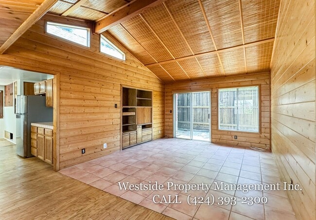 Building Photo - 3124 Veteran Ave