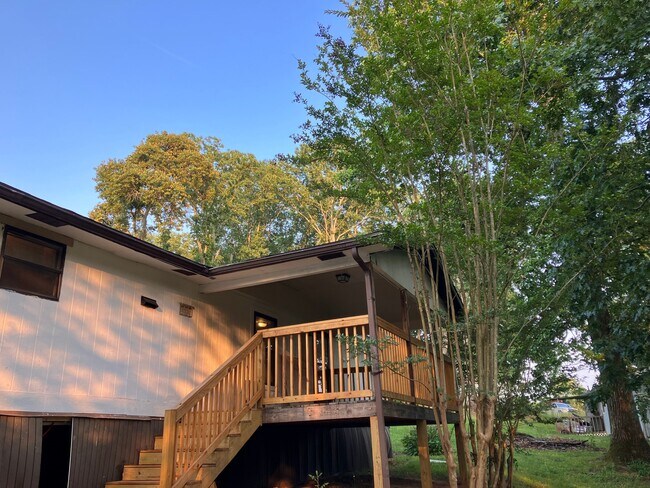 Foto del edificio - 2831 Oak Hill Cir