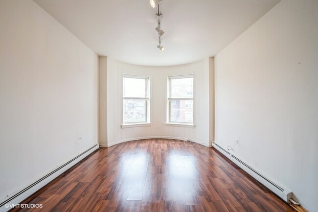 Foto del edificio - 6223 S Kenwood Ave