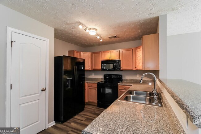 Building Photo - 945 Magnolia Gardens Walk