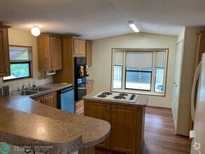Building Photo - 3161 SW 53rd Ave