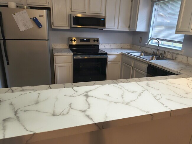 Foto del edificio - 728 24th St