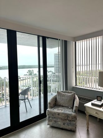 Foto del edificio - 8701 Estero Blvd