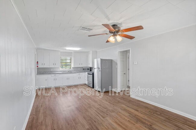 Building Photo - 732 Murbelle Rd