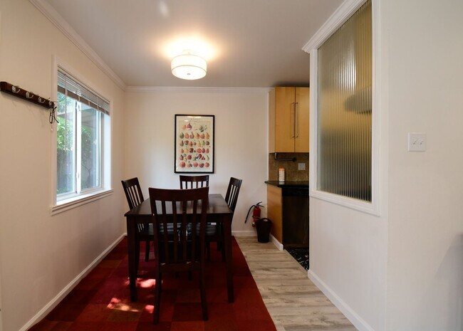 Building Photo - 868  - 874 S California Ave, Palo Alto, CA...