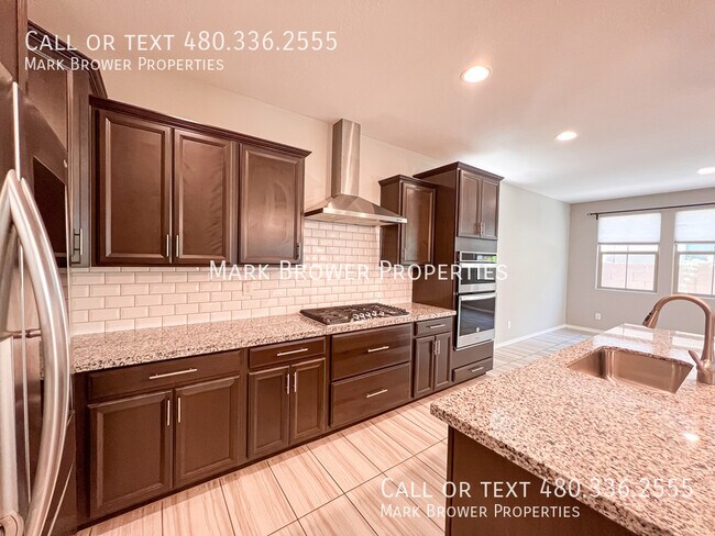 Building Photo - 1102 S Cheri Lynn Dr