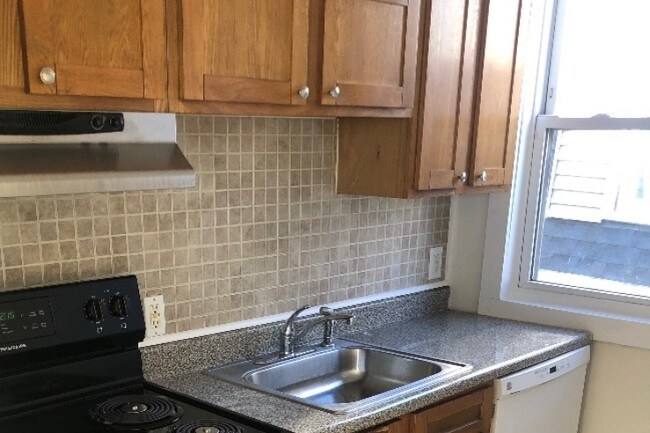 Foto del edificio - 70 Linden St