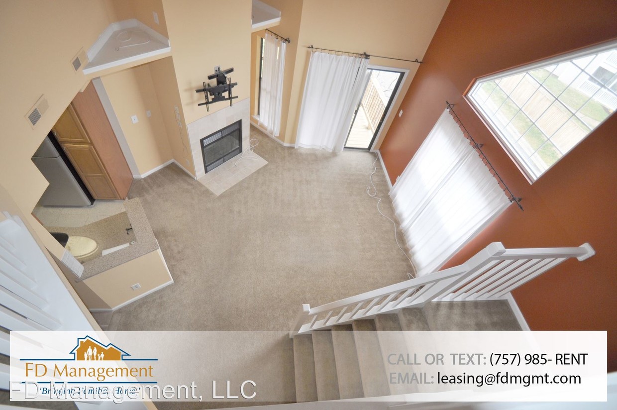 Primary Photo - 2 br, 2 bath House - 744 Rock Crest Ct #304